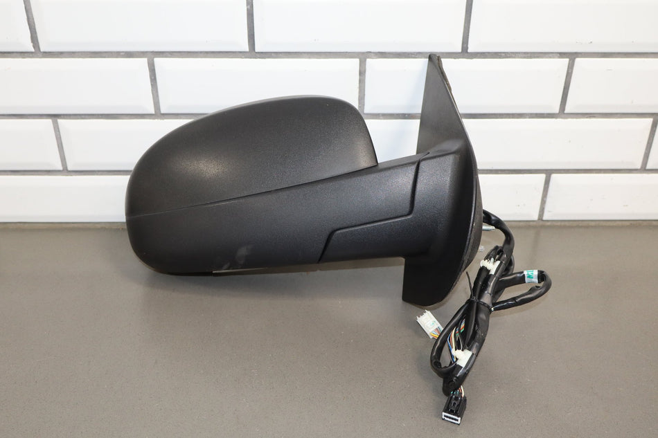 09-14 Chevrolet Tahoe Suburban Yukon Right Door Mirror Power Fold/Signal OEM
