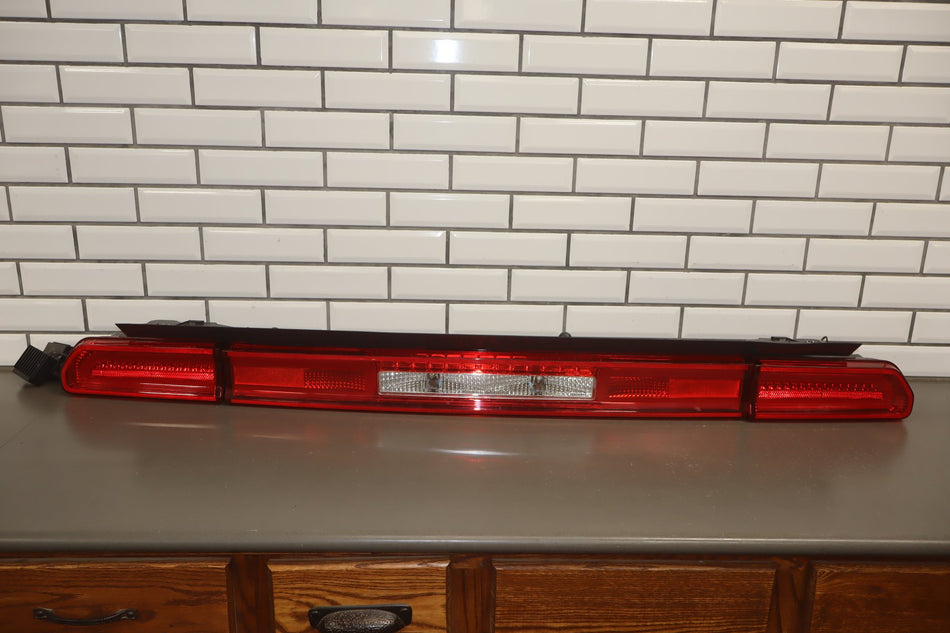 2008-2010 Dodge Challenger Taillight Set OEM