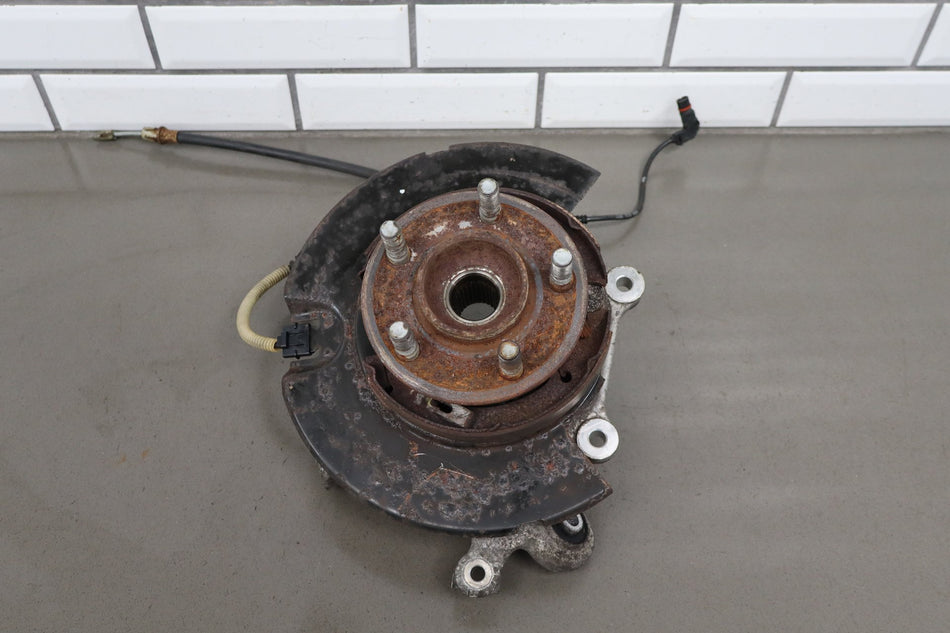 06-10 Dodge Charger SRT8 RH Rear Knuckle Hub 04854458AD