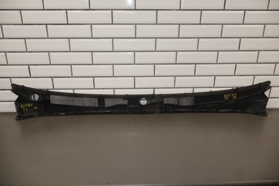 2001 Lexus LX470 Cowl Vent Panel OEM