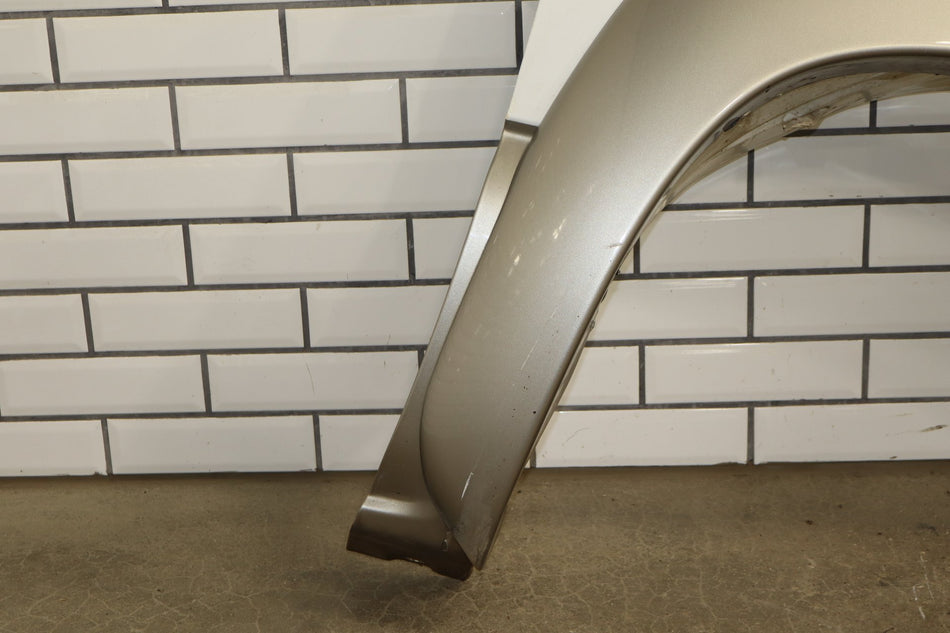 99-06 GMC Sierra/Yukon GMT800 Passenger Right RH Fender Summit White 50U
