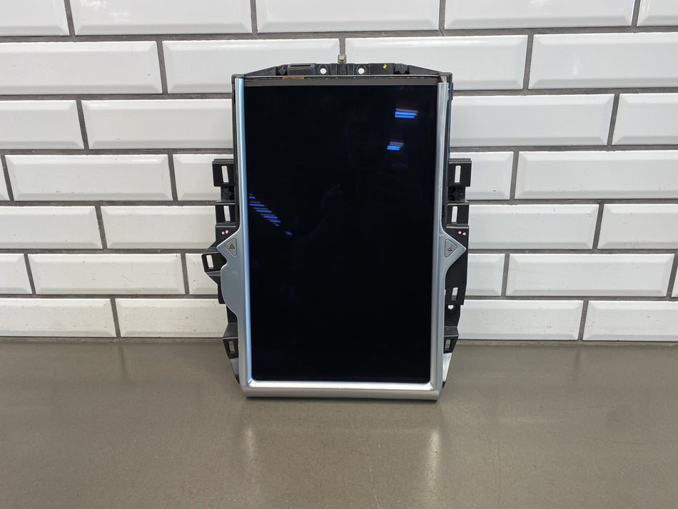 2014 Tesla Model S MCU1 Assembly OEM Good Screen