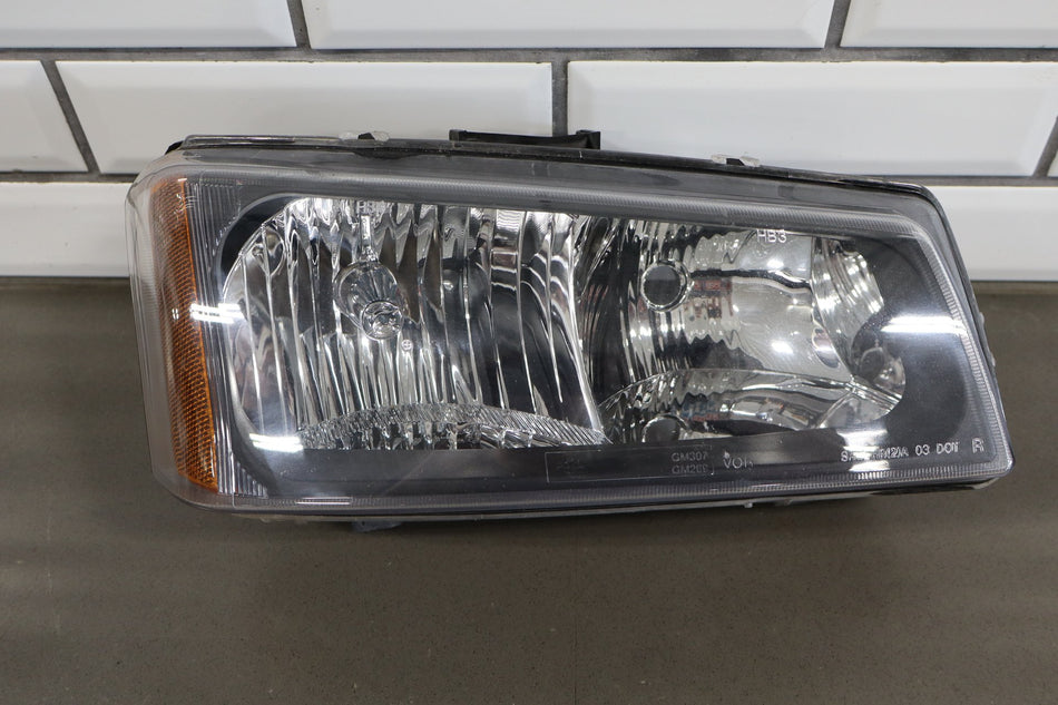03-07 Chevy Silverado Cateye Headlight/Marker Lamp Set (4) Aftermarket