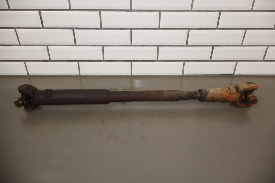 1995 Chevrolet Suburban 2500 GMT400- Front Drive Shaft