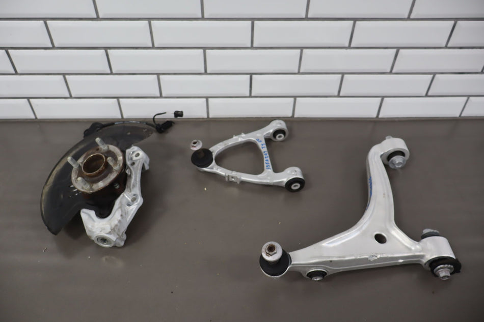 2018 Fiat 124 Spider- Left Front Suspension Knee