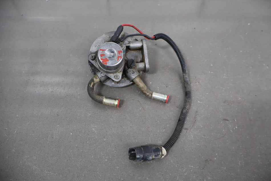 01-04 Chevy 6.6L Duramax LB7 Fuel Filter Housing OEM 97780061
