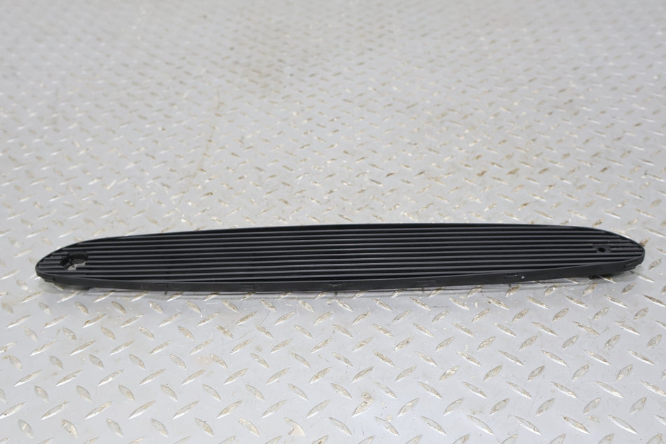 97-04 Chevy C5 Corvette Defrost Vent (Black)