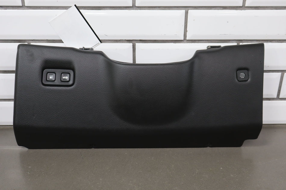 2005-2013 Corvette C6 Left Driver Knee Pad Bolster W/Buttons (Ebony 193)