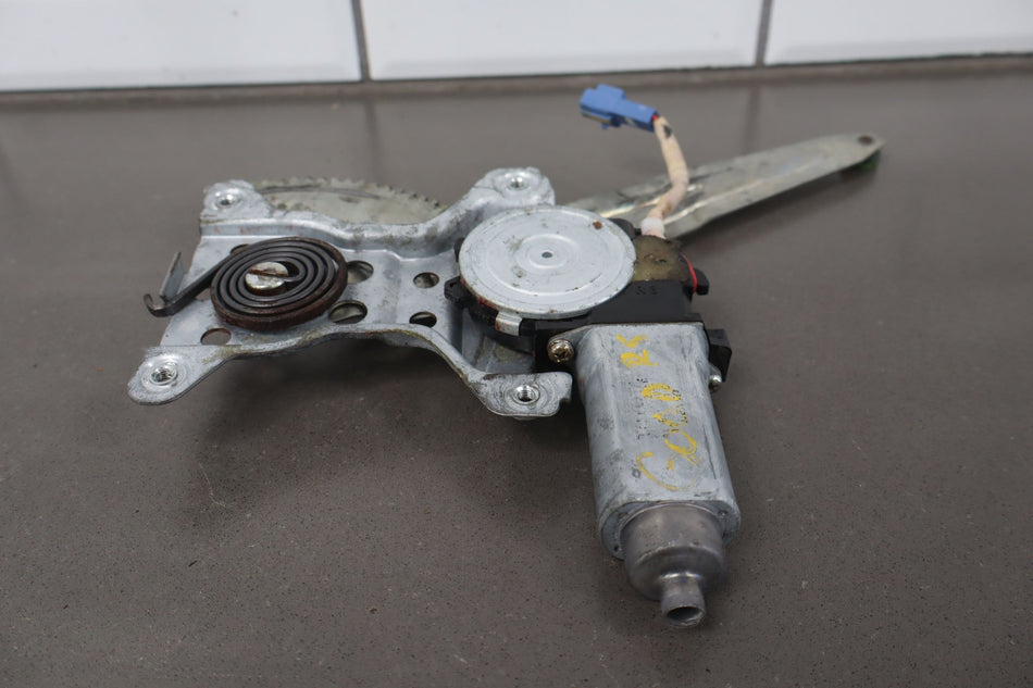 1991-1997 Toyota Land Cruiser Right Rear Power Window Regulator 58167