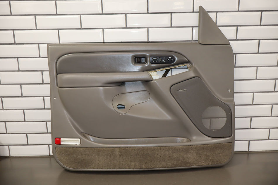 2005 GMC Yukon GMT800- Left Front Interior Trim Panel