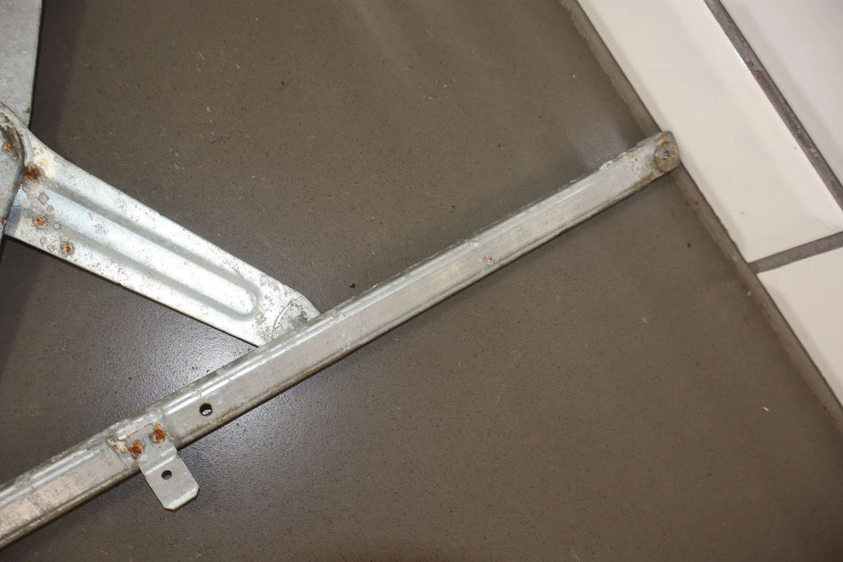 Right Front Door Regulator, 2005, Lexus, LX470