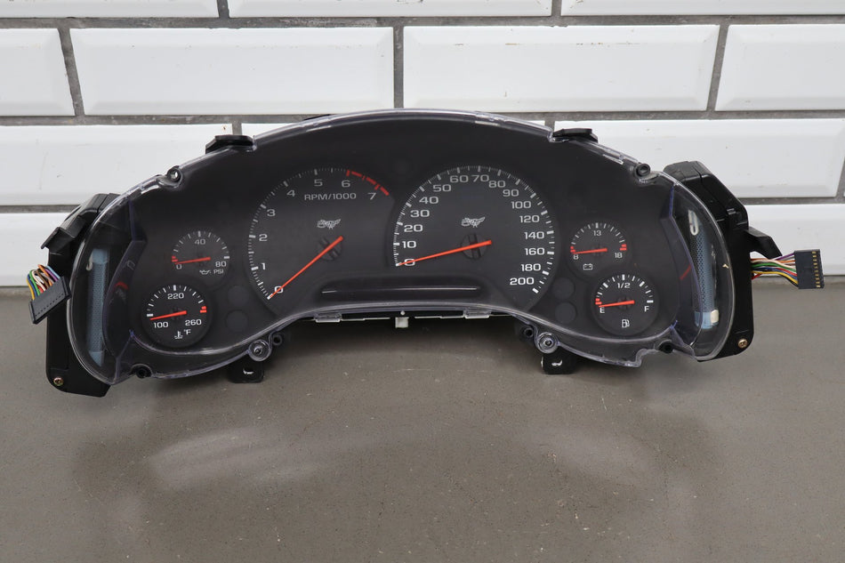 1997-2004 Chevrolet Corvette C5 - Instrument Cluster 10408309