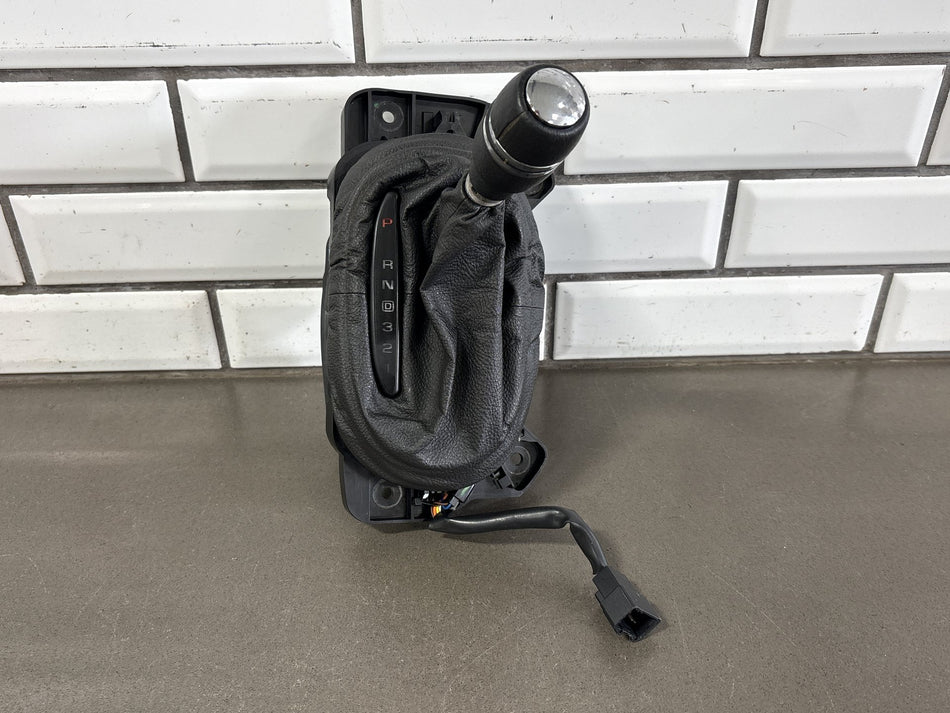 2005 Chevrolet Corvette Floor Shifter 15277559 OEM