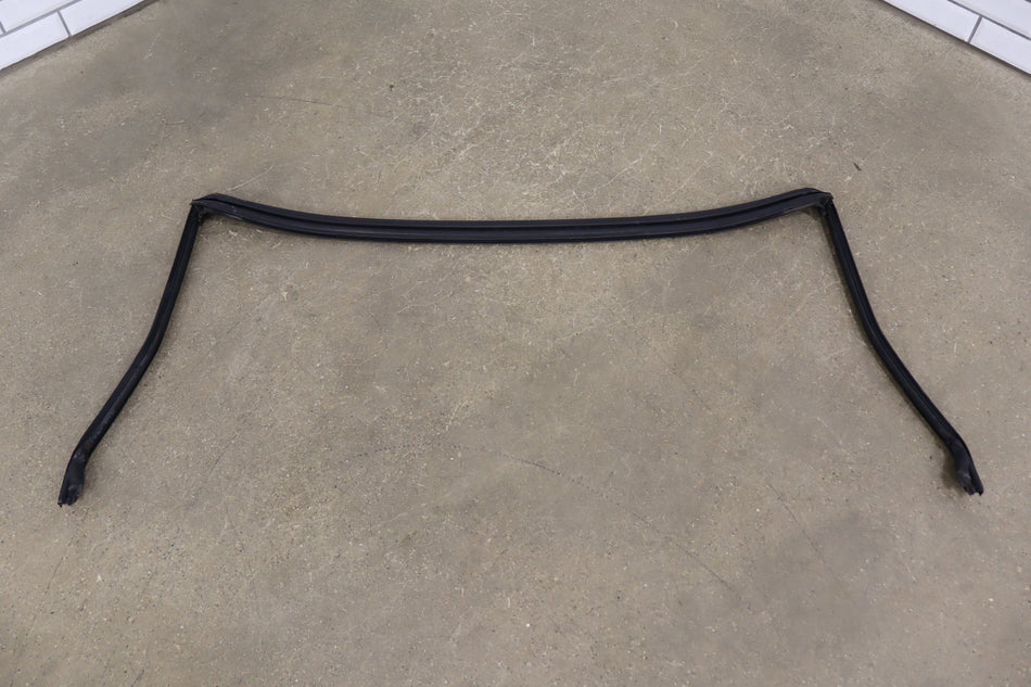2006 Chevrolet Corvette C6- Windshield Weatherstrip Seal 20774936