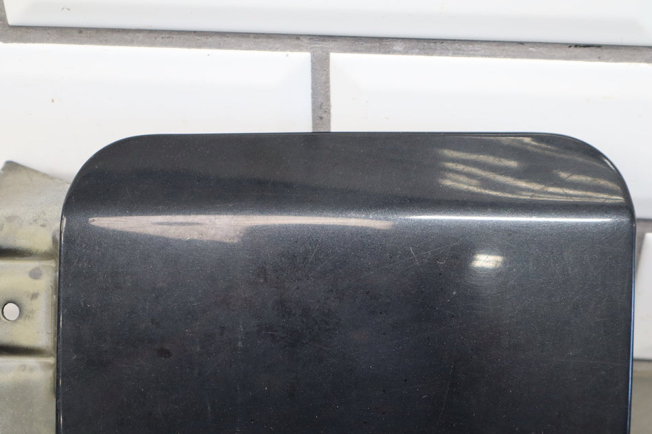 06-10 Dodge Charger SRT8 Fuel Door Brilliant Black PXR