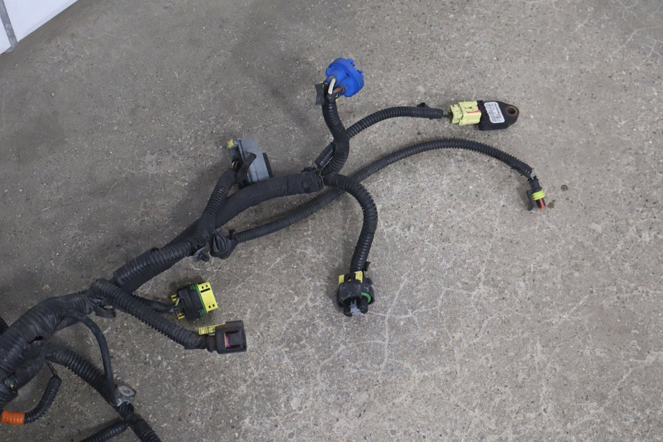 2013 Fiat 500- Engine Fuse Box