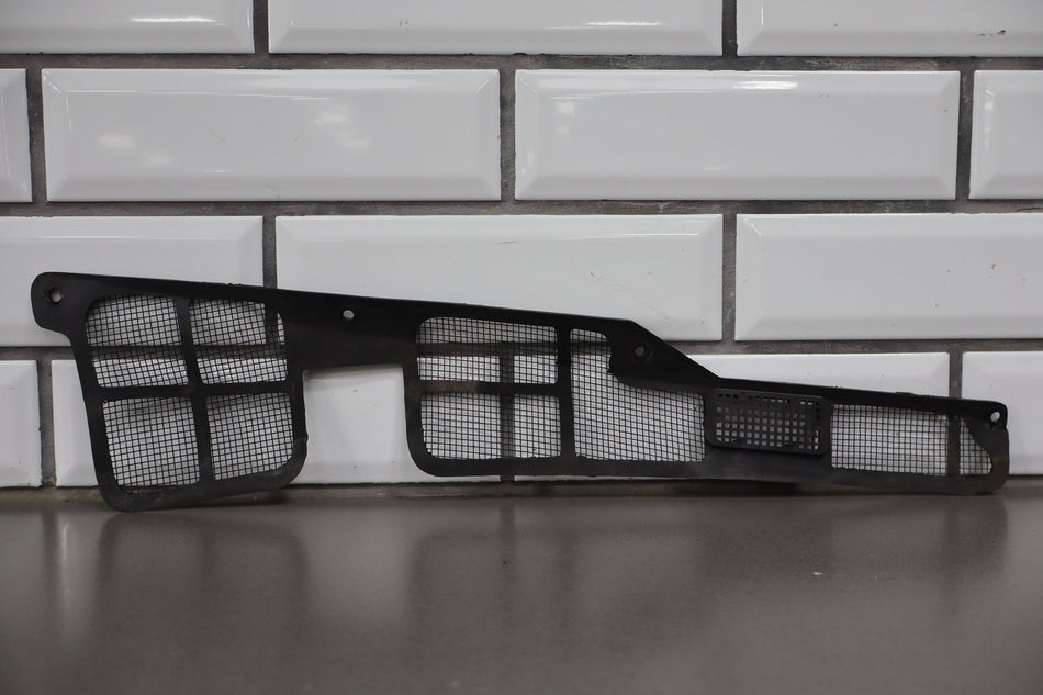 1984-1996 Chevrolet Corvette C4- Cowl Screens