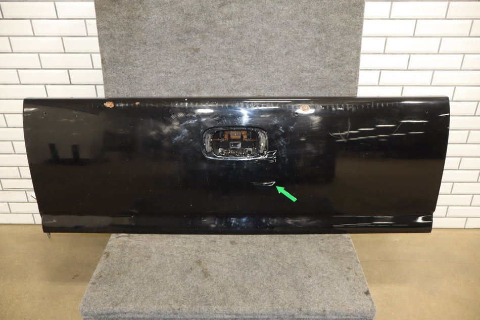 99-07 Chevy Silverado GMC Sierra GMT800 OEM Tailgate Black 41