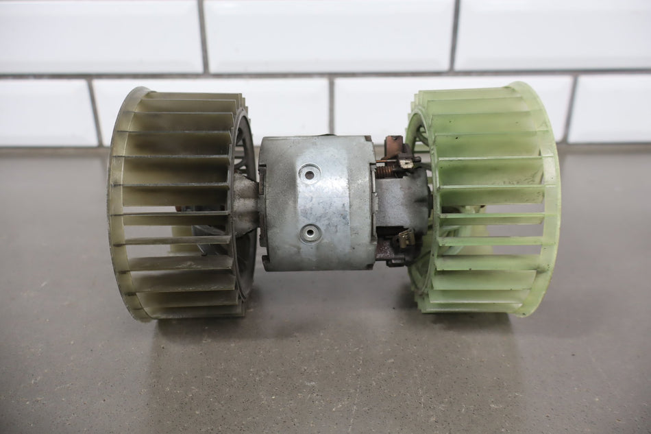 1996-2000 BMW Z3 E36/7 Blower Motor 64-11-1-370-930