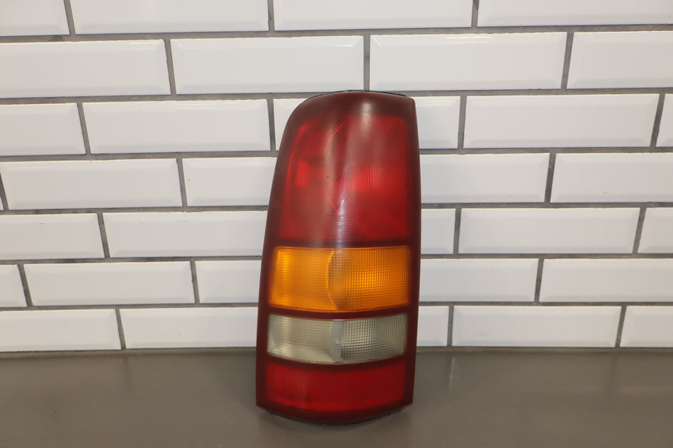 99-02 Chevy Silverado GMC Sierra GMT800 OEM Tail Light Set Pair Left/Right