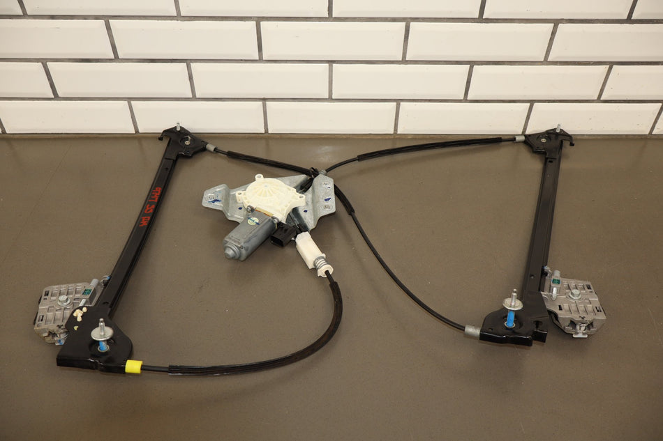 2008-23 Dodge Challenger RH Window Regulator w/ Motor 68043884AA