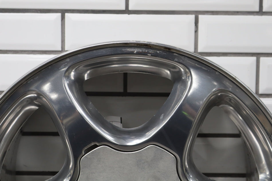 GMC Polished Yukon XL 1500 Sierra Denali OEM Wheel 17” 2001-2007 Factory 5132