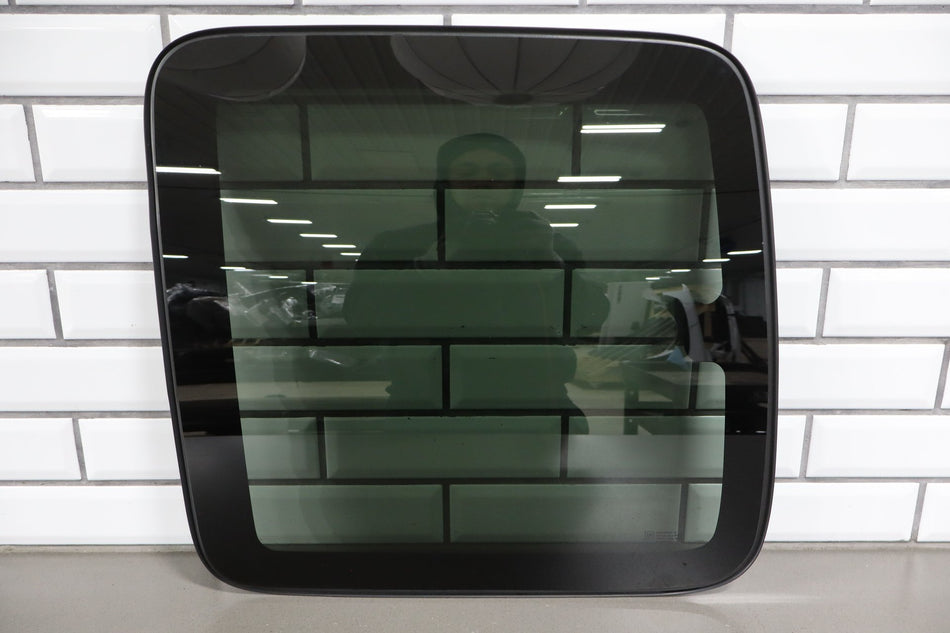 2001 Chevrolet Silverado 2500 HD GMT800- Left Rear Door Glass