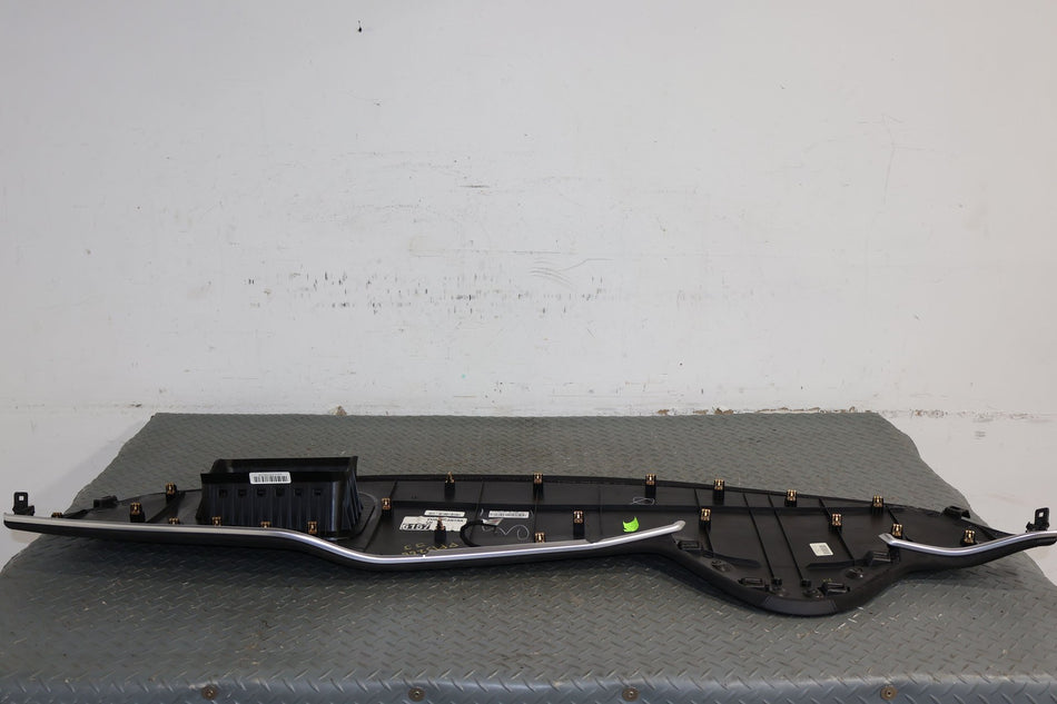 12-20 Tesla Model S Dash Pad (Black)