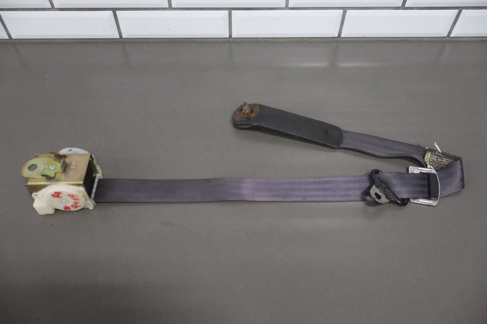 2001 Pontiac Firebird- Right Front Seat Belt