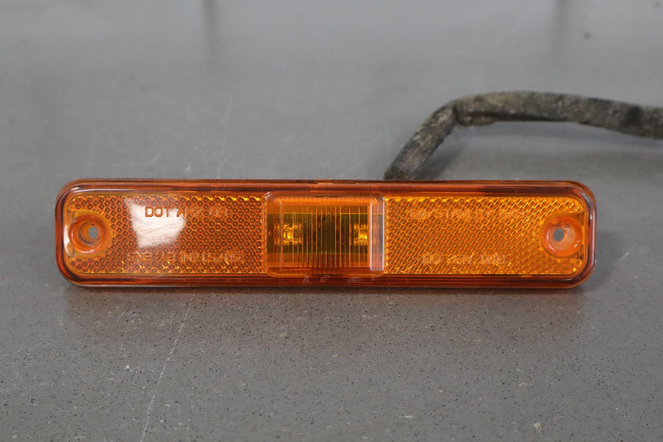 2003-2009 Hummer H2 Front Amber LED Side Marker Light/Lamp Fits Right or Left