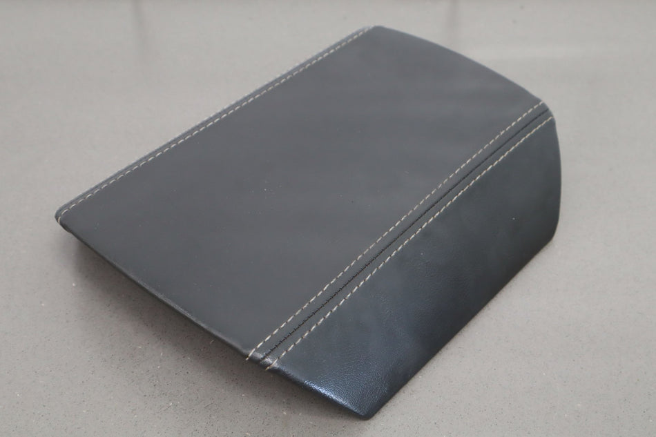 2010 Chevrolet Camaro- Console Lid