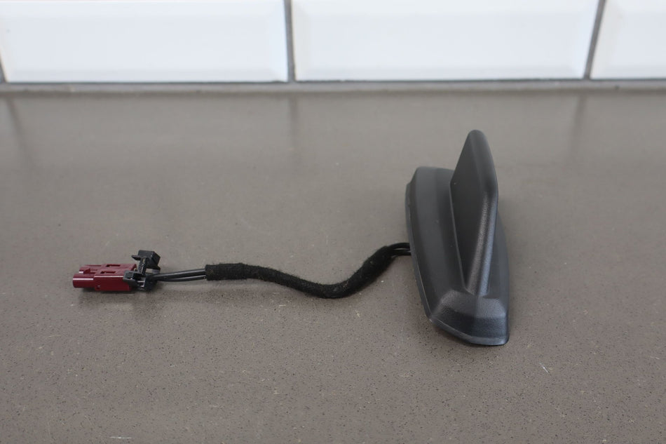 2014 GMC Sierra 1500- Antenna