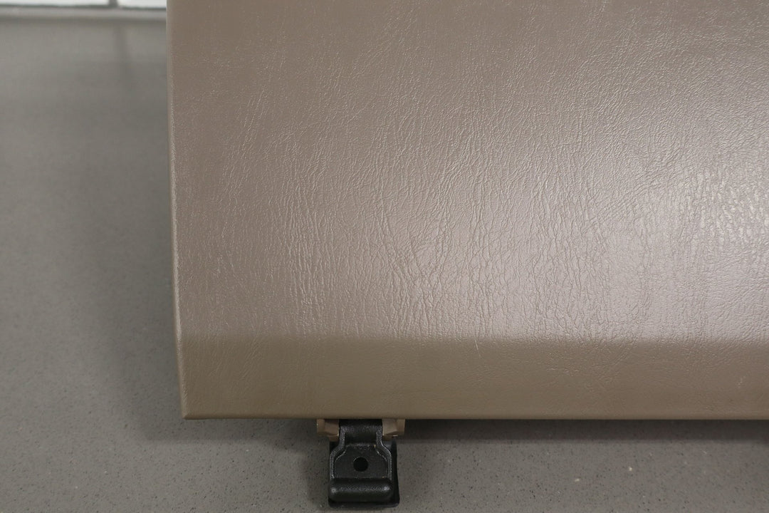 https://dvyuexp86pxrj.cloudfront.net/afb4b39b-4871-415e-a25a-a49131a4a926/199C8B76-C290-4270-A097-B28EF5EE9E35/web_85e50000-e3aa-4577-9910-82087ee5ee1a.jpg