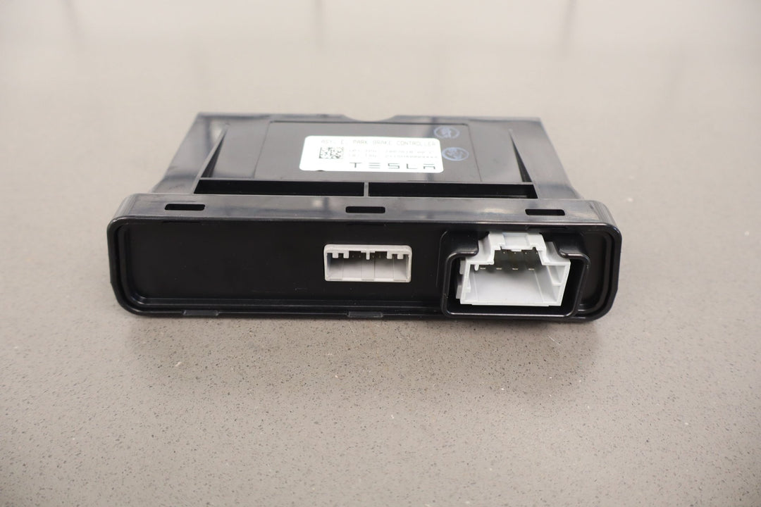 https://dvyuexp86pxrj.cloudfront.net/afb4b39b-4871-415e-a25a-a49131a4a926/7AAC8C2E-04A0-42F5-93CC-DA5B95DC4B7B/web_865e4887-d07d-445c-97ab-25927f136b81.jpg