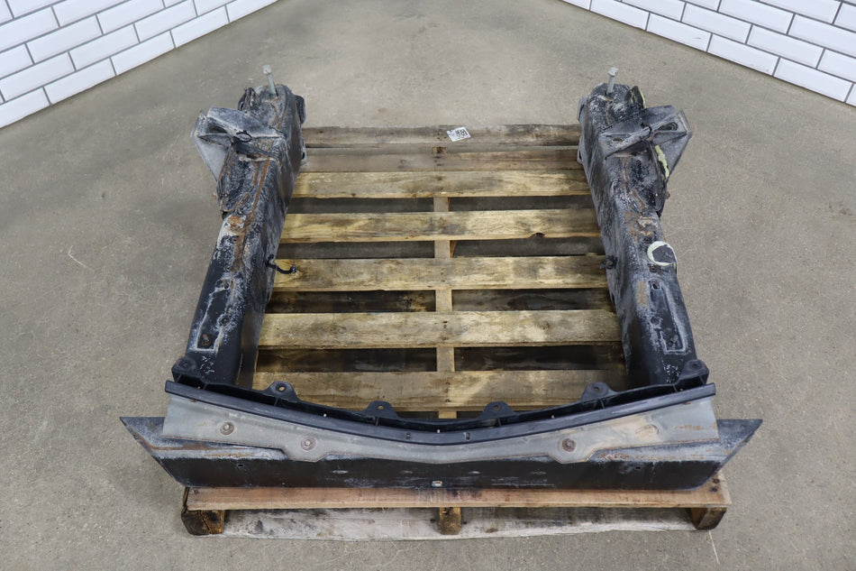 1997-2004 Chevrolet Corvette Front Bumper Bar Reinforcement 12533361
