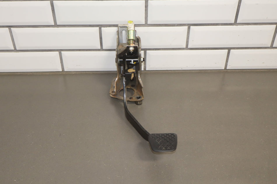 1996 Honda Civic del Sol Manual Transmission Pedals OEM