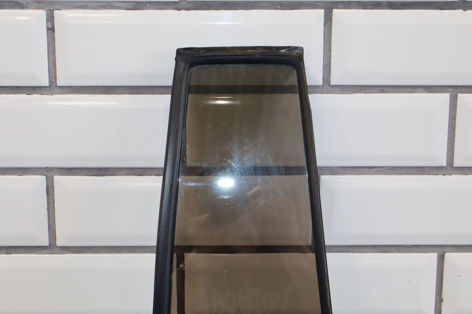 96-98 Lexus LX450 Right Passenger Rear Vent Glass W/Seal