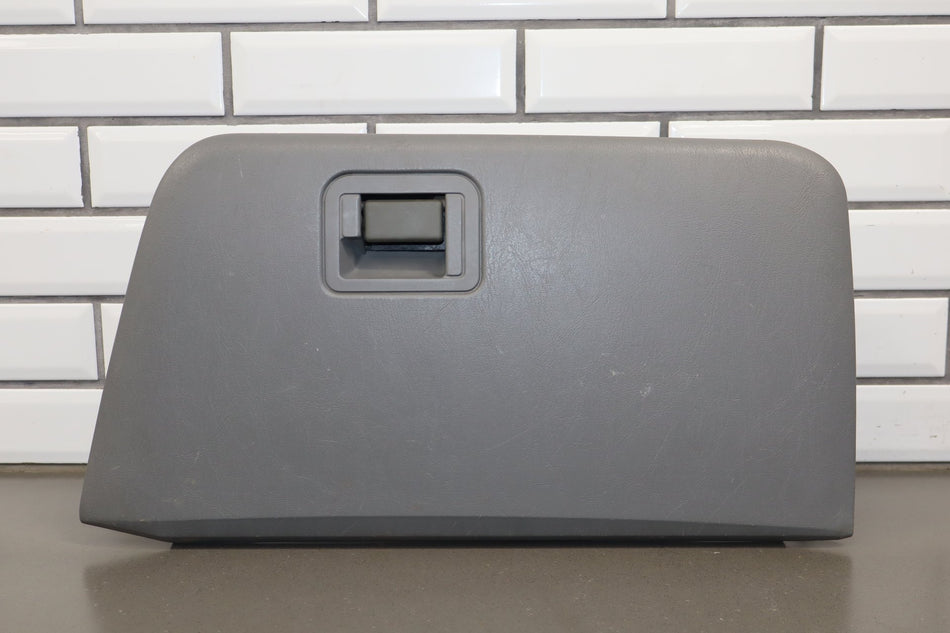 99-04 Ford F-250 Super Duty XLT Lariat Glove Box Medium Flint 52