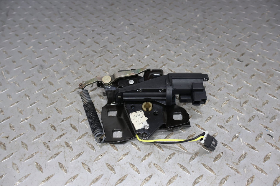 98-02 Pontiac Firebird Hatch Lid Latch