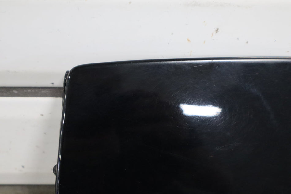 2005-2013 Chevrolet Corvette C6 - Fuel Filler Door