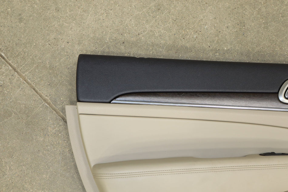 14-16 Jeep Grand Cherokee Limited LR Door Panel (Frost Beige)