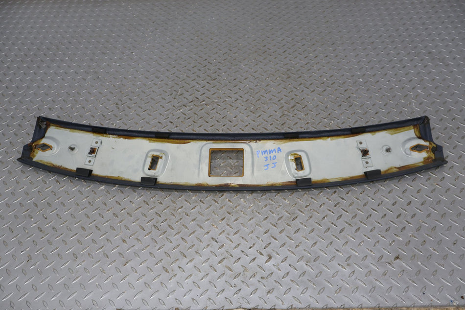 86-91 Mazda RX-7 FC Windshield Trim (Blue)