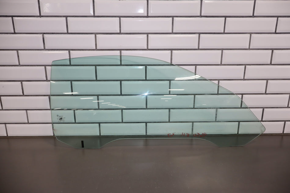 1997-2004 Chevrolet Corvette C5 Right Psssenger Door Window 10403189