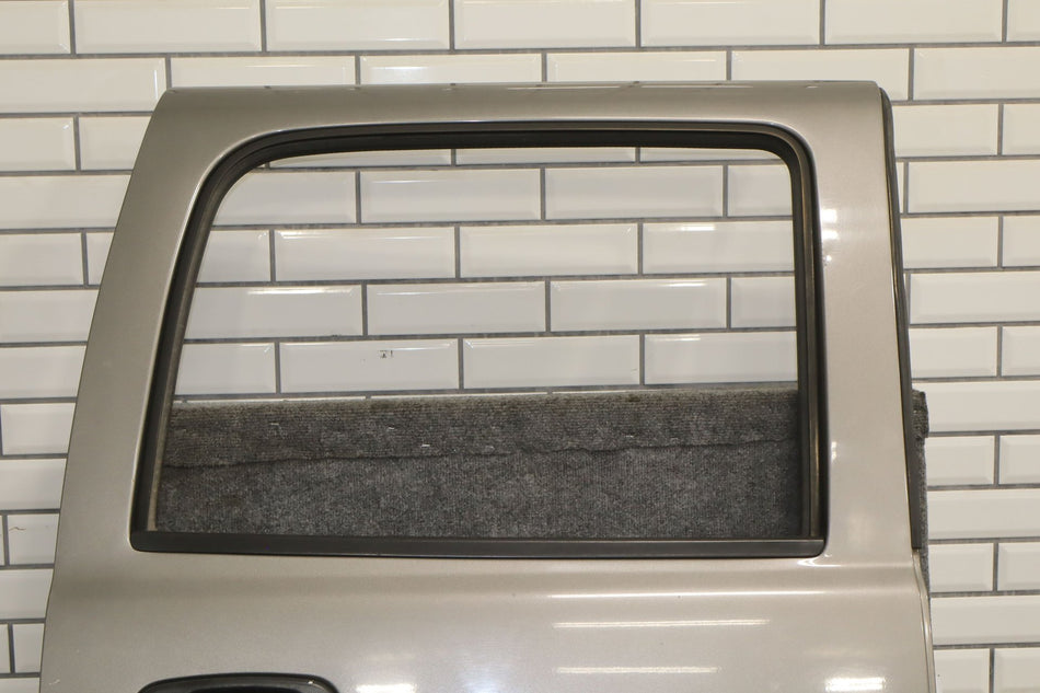 2006 GMC Sierra 2500- Right Rear Door
