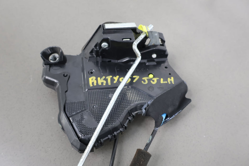 2019 Toyota 86 Left Front Door Latch OEM