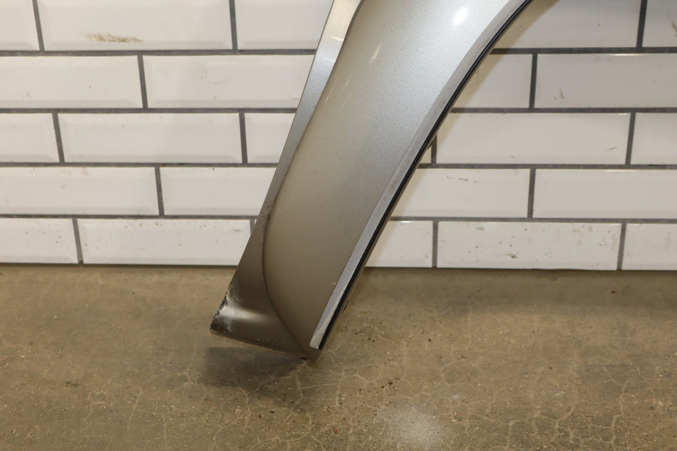99-02 Chevy Silverado 99-06 Suburban Tahoe Right RH Fender Pewter 11