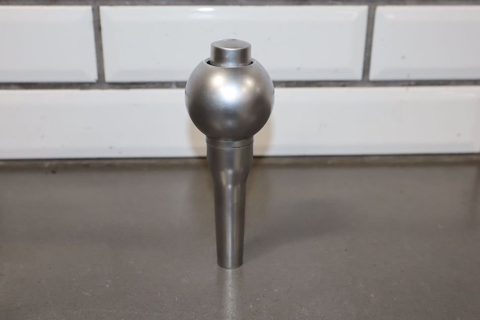 2003 Chevrolet SSR- Shift Knob