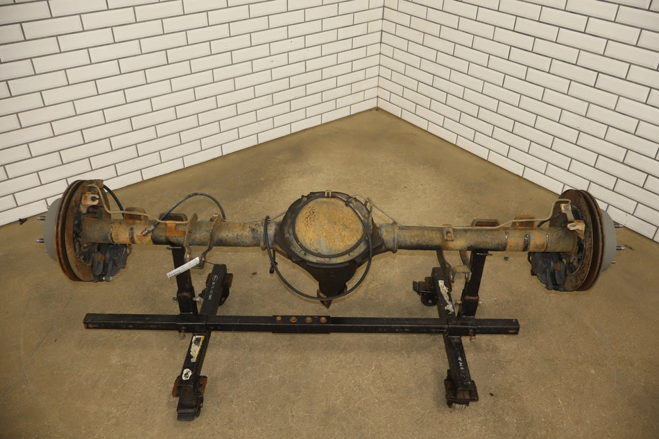 99-05 Chevy GMC Silverado Sierra 1500 3.73 Ratio Rear End Rear Axle Assembly OEM GMT800