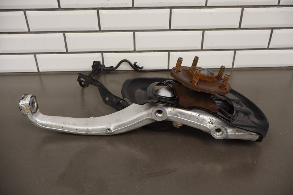 2006 Lexus LS430 Right Front Spindle