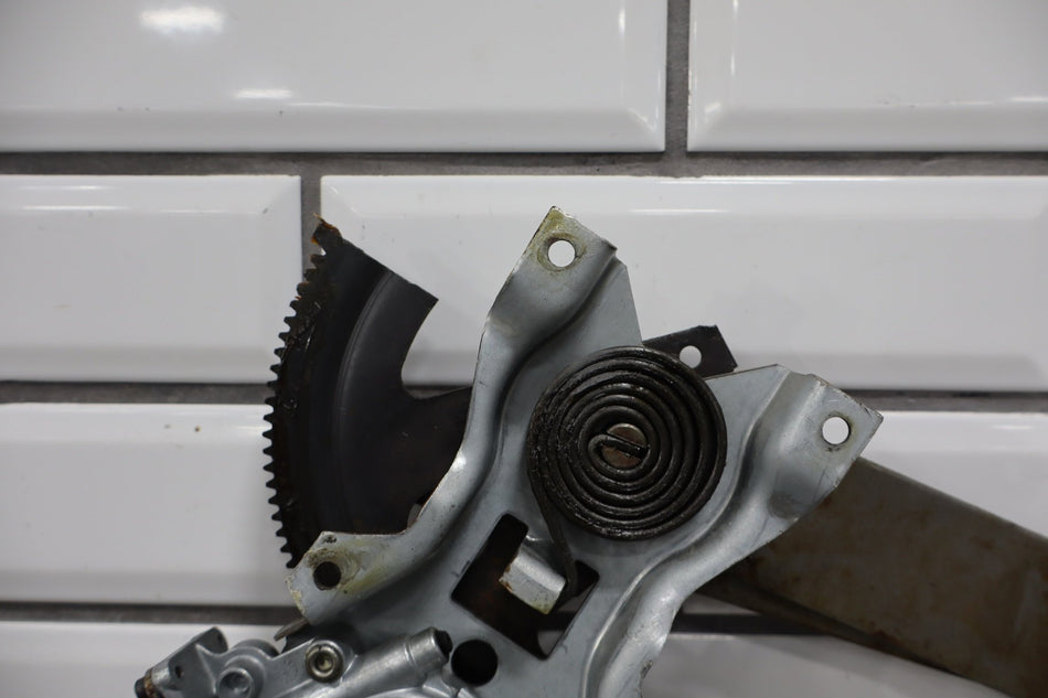 1995 Buick Roadmaster- Right Front Door Regulator